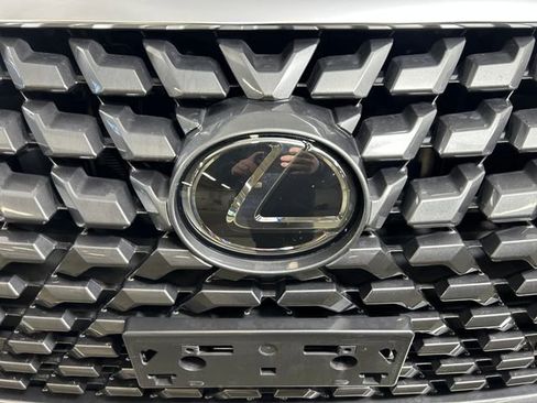 Used 2023 Lexus GX 460 Premium w/ Premium Package image 10