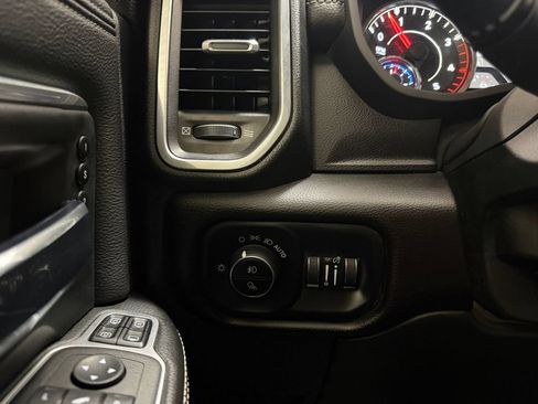 Used 2023 RAM 3500 Laramie AWD/4WD image 21