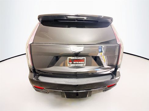 Used 2023 Cadillac Escalade ESV Sport w/ LPO, ONYX Package image 28