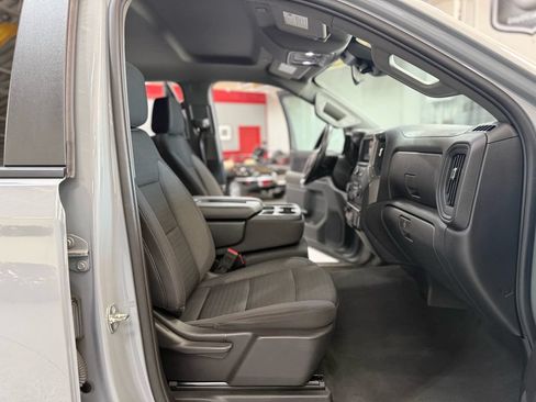 Used 2024 Chevrolet Silverado 1500 Custom AWD/4WD image 17