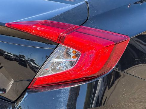 Used 2019 Honda Civic LX image 8