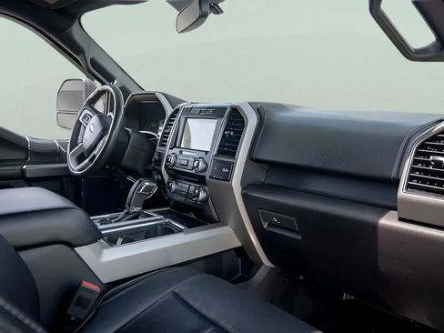 Used 2018 Ford F150 Lariat w/ Equipment Group 501A Mid AWD/4WD image 8