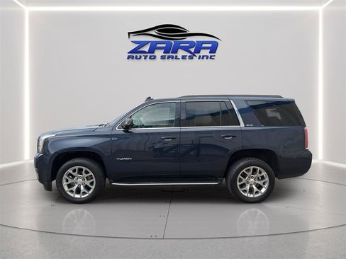 Used 2018 GMC Yukon SLE w/ SLE Value Package AWD/4WD image 4