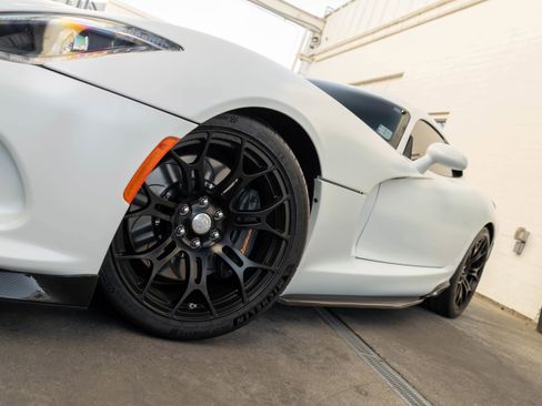 Used 2017 Dodge Viper GTC w/ Time Attack Group 1.0 image 4