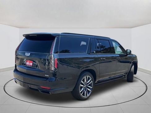 Used 2021 Cadillac Escalade ESV Sport w/ Driver Assist Tech Package AWD/4WD image 11