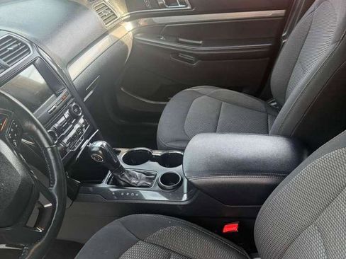 Used 2019 Ford Explorer XLT w/ Equipment Group 201A image 18