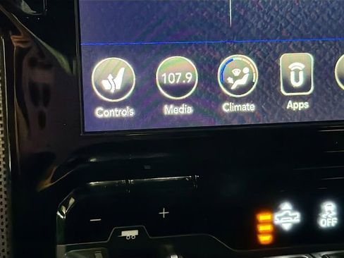 Used 2019 RAM 1500 Limited image 24