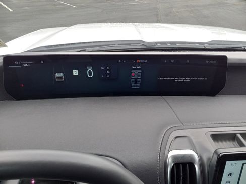Used 2025 Ford Expedition Platinum w/ Driver's Package AWD/4WD image 20