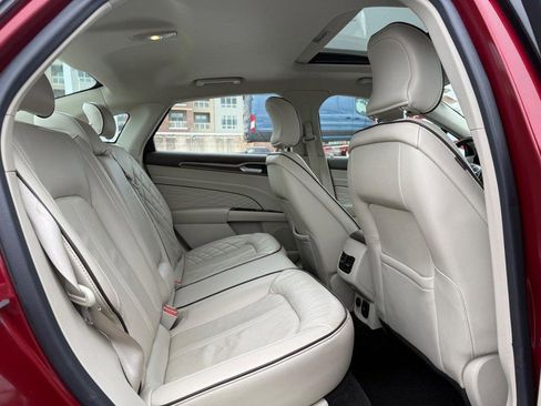 Used 2017 Ford Fusion Platinum image 13