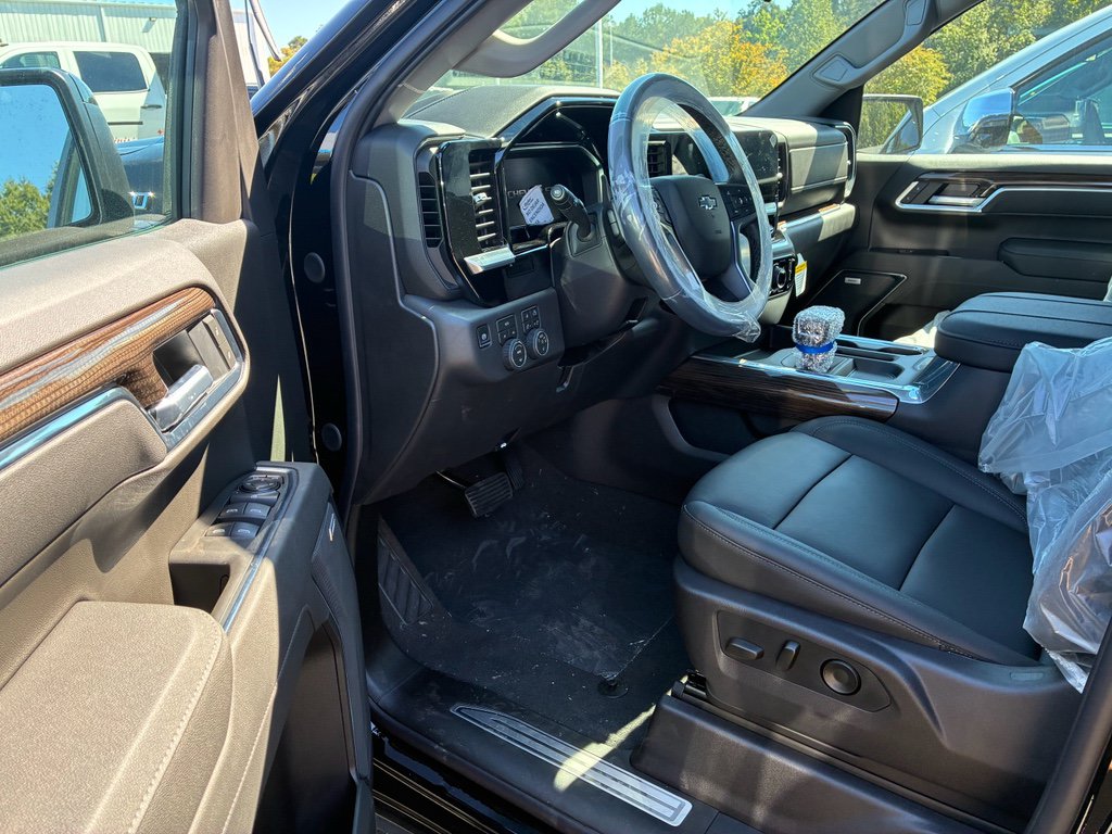 New 2026 Chevrolet Silverado 1500 RST w/ Safety Package AWD/4WD image 6