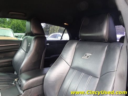 Used 2015 Chrysler 300 S AWD/4WD image 12