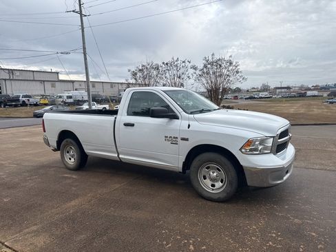 Used 2019 RAM 1500 Tradesman w/ Power & Remote Entry Group image 17