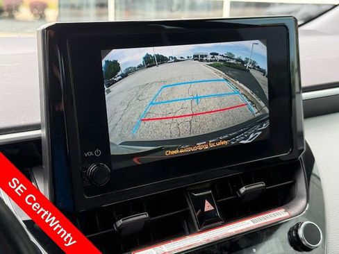 Used 2025 Toyota Corolla SE FWD image 24
