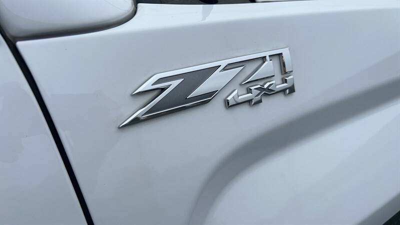 Used 2018 GMC Sierra 1500 SLT w/ SLT Premium Package AWD/4WD image 11