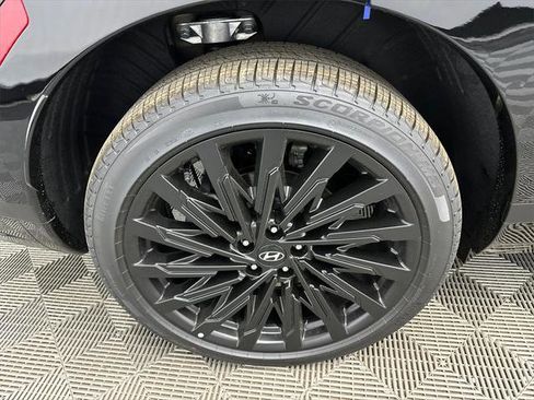 New 2026 Hyundai Santa Fe Calligraphy image 19