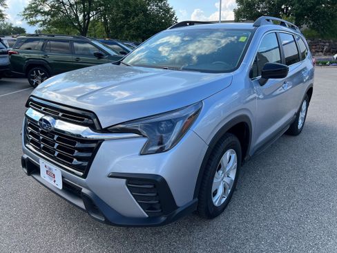 Certified 2023 Subaru Ascent 8-Passenger AWD/4WD image 3