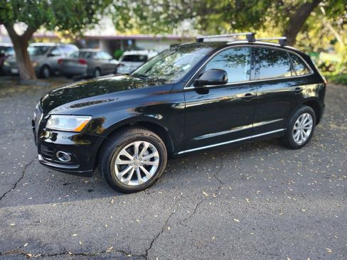 Used 2016 Audi Q5 2.0T Premium Plus w/ Technology Package image 1
