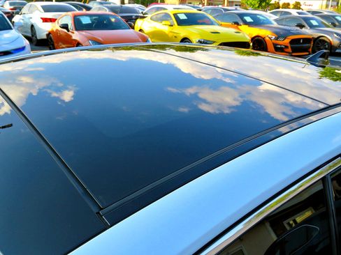 Used 2022 Toyota Camry XSE w/ Carpet Mat Package (TMS) image 11