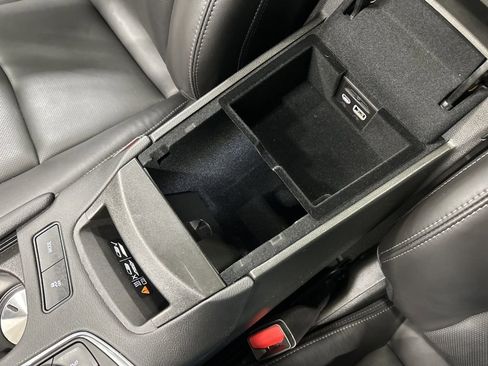 Used 2024 Cadillac XT6 Sport image 22