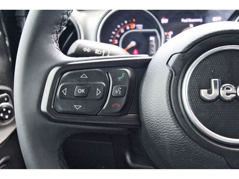 Used 2023 Jeep Gladiator Sport AWD/4WD image 23