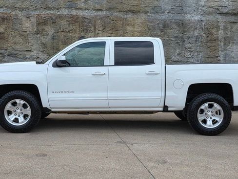 Used 2018 Chevrolet Silverado 1500 LT w/ All Star Edition image 2