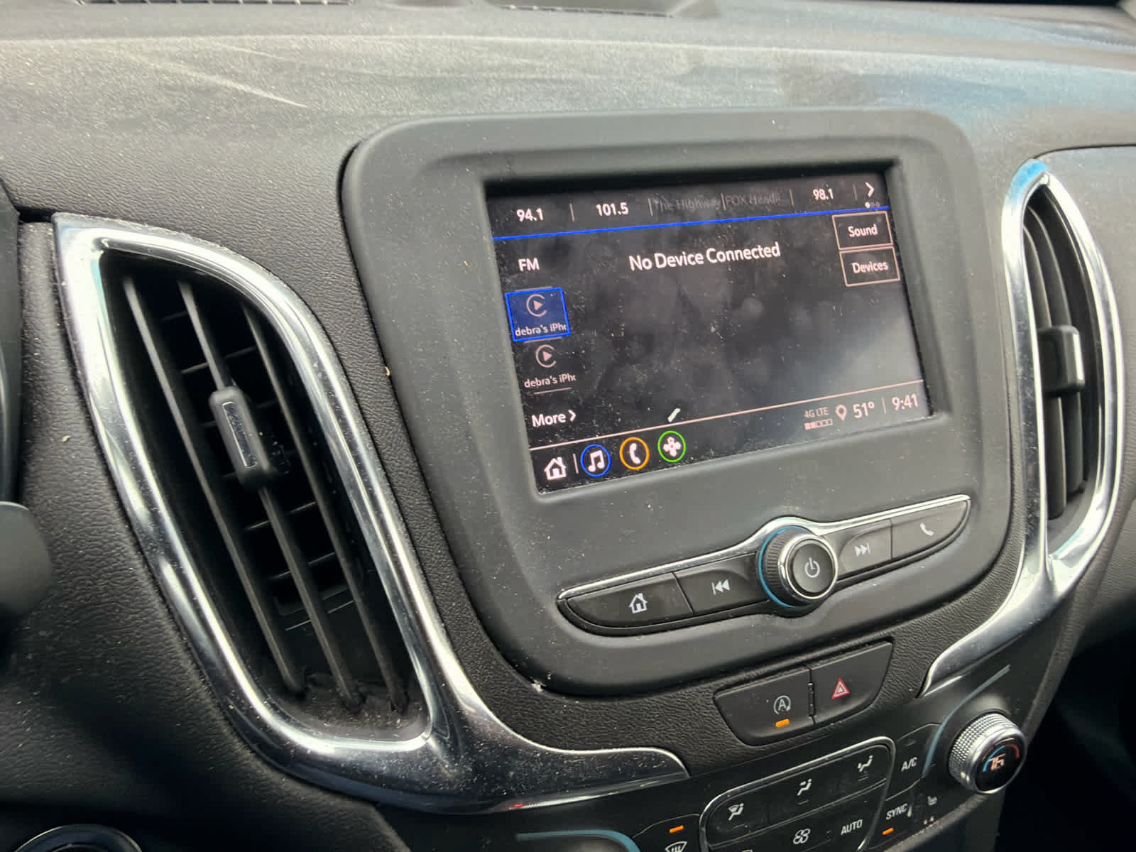 Certified 2023 Chevrolet Equinox LT FWD image 9