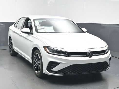 New 2026 Volkswagen Jetta Sport image 2