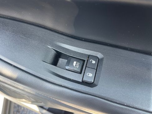 Used 2024 Jeep Grand Cherokee Limited AWD/4WD image 20