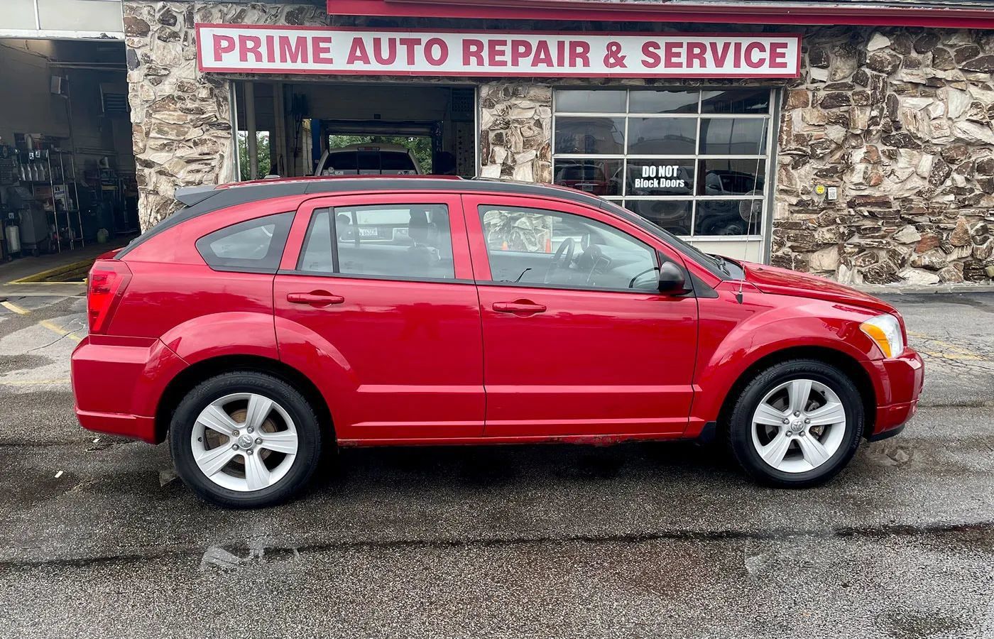 Used 2011 Dodge Caliber Mainstreet FWD image 8