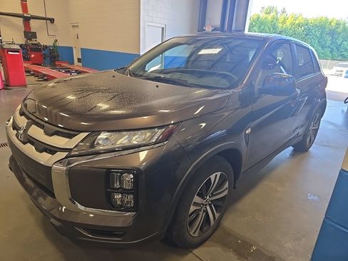 Used 2021 Mitsubishi Outlander Sport Black Edition FWD image 4