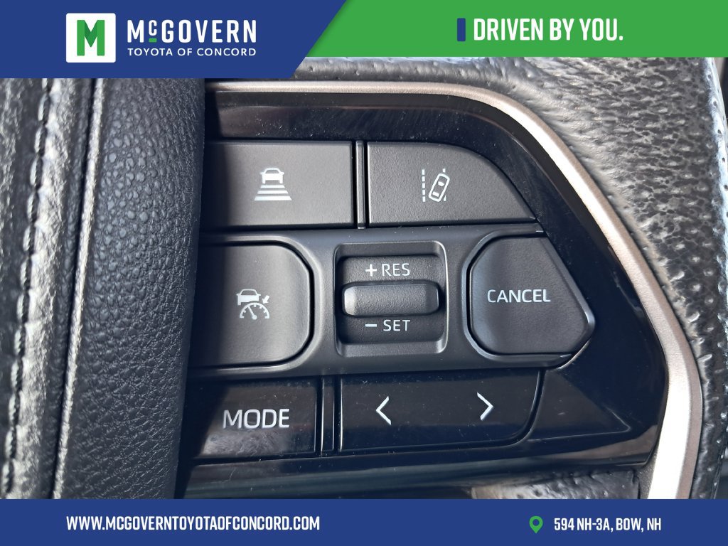 Used 2024 Toyota Tundra Limited AWD/4WD image 28
