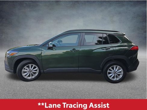 Used 2023 Toyota Corolla Cross LE FWD image 10
