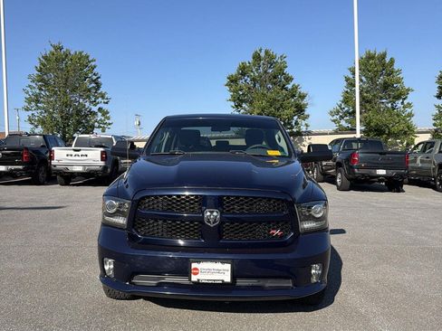 Used 2018 RAM 1500 Express AWD/4WD image 2