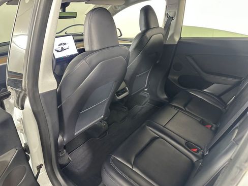Used 2023 Tesla Model Y Long Range AWD/4WD image 25