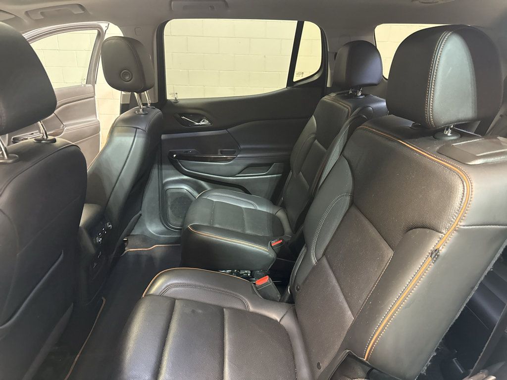 Used 2022 GMC Acadia AT4 w/ Technology Package AWD/4WD image 29