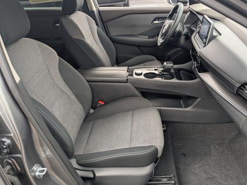 Used 2022 Nissan Rogue SV image 26