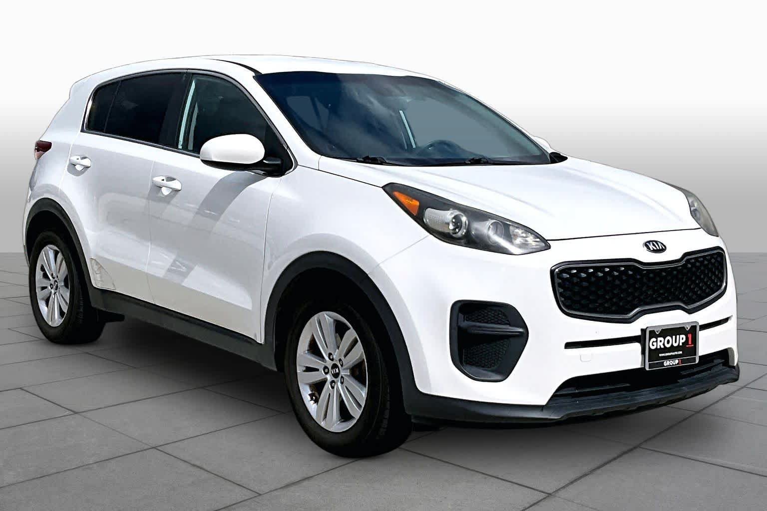 Used 2018 Kia Sportage LX FWD image 3