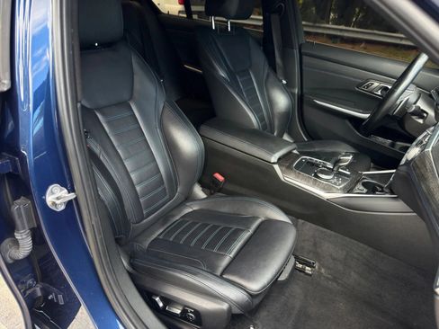 Used 2022 BMW 330i xDrive Sedan w/ Premium Package AWD/4WD image 11