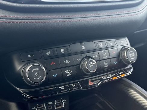 Used 2022 Dodge Durango R/T image 18