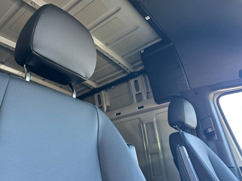 New 2026 Mercedes-Benz Sprinter 2500 image 17