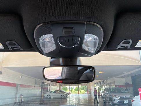Used 2025 Jeep Compass Limited AWD/4WD image 16