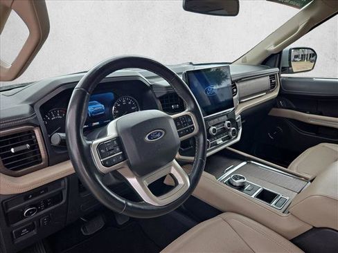 Used 2024 Ford Expedition Max Limited RWD image 10