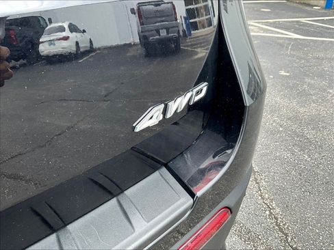 Used 2025 Ford Explorer ST-Line AWD/4WD image 24