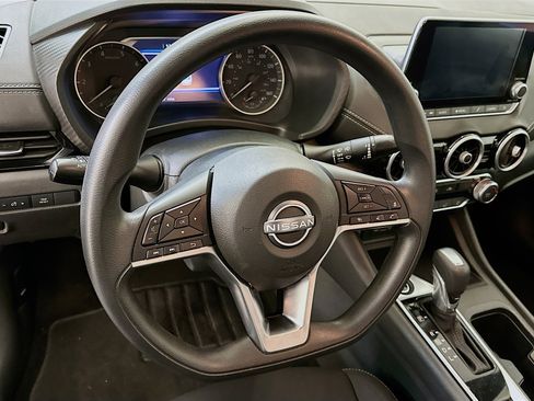 Used 2024 Nissan Sentra SV image 18