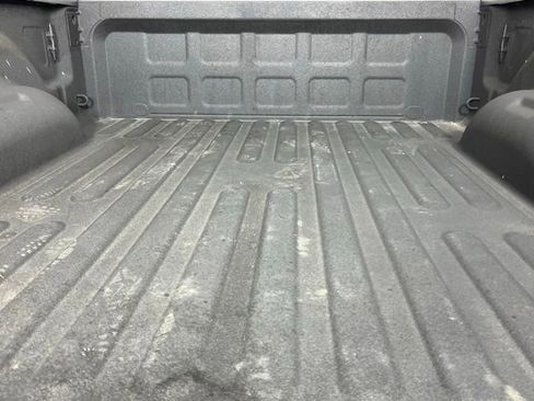 Used 2024 RAM 2500 Big Horn w/ Night Edition AWD/4WD image 8