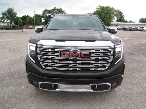 New 2026 GMC Sierra 1500 Denali w/ Denali Reserve Package AWD/4WD image 13
