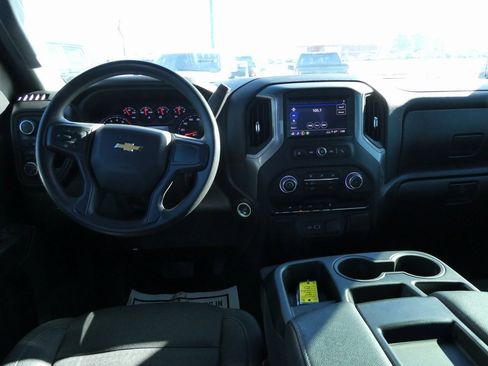 Certified 2025 Chevrolet Silverado 1500 Custom image 18