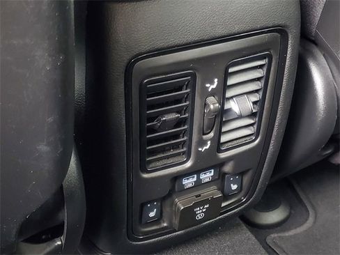 Used 2023 Dodge Durango Citadel image 34