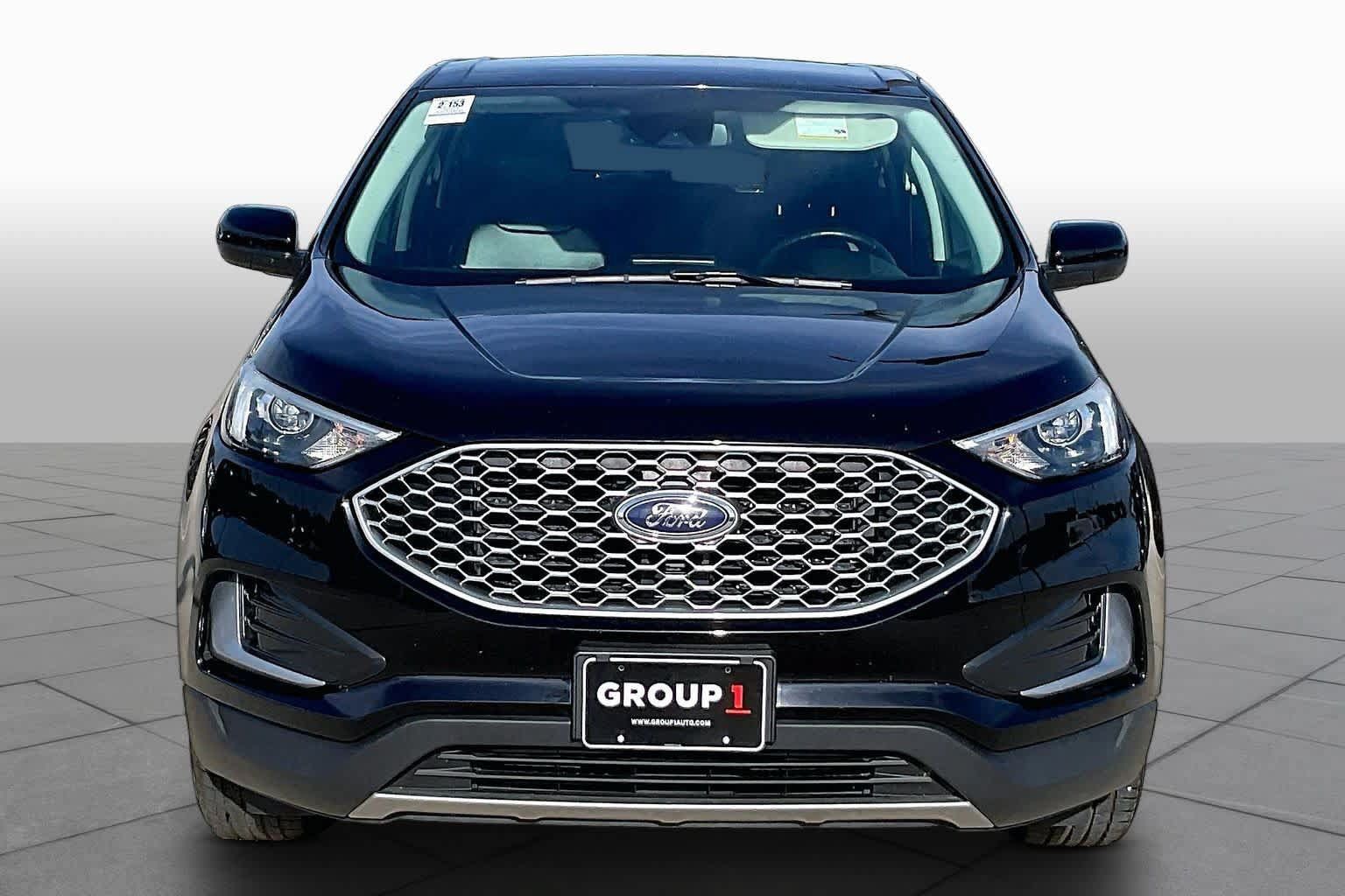Used 2023 Ford Edge SEL AWD/4WD image 4