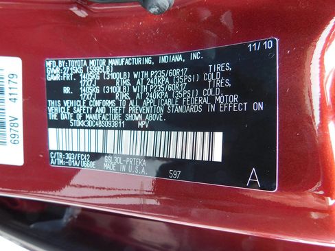 Used 2011 Toyota Sienna LE FWD image 21